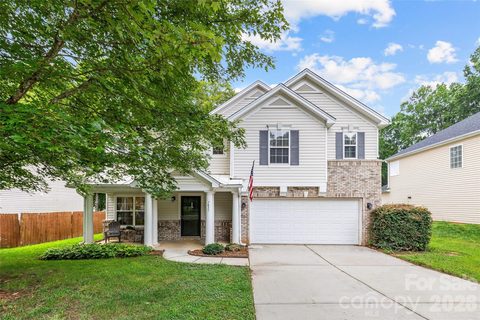 7835 Cornflower Commons Drive pending home in Versage, Mint Hill, NC