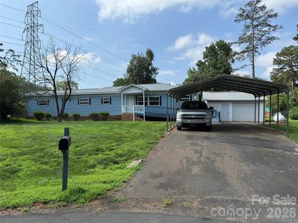 7312 Doblinway Drive pending home in Lamplighter Village, Charlotte, NC