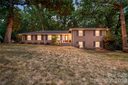 1800 Lumarka Drive sold home in Charlotte, SC