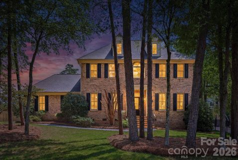 12308 Headquarters Farm Road pending home in The Settlements At Withrow Downs, Charlotte, NC