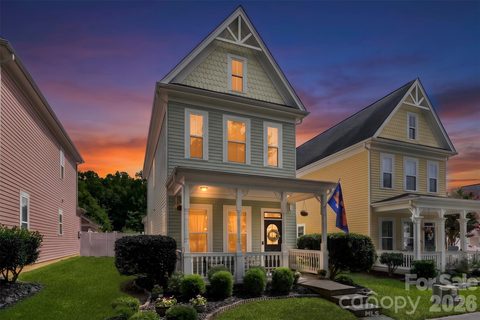 6917 Dunton Street pending home in Gilead Village, Huntersville, NC