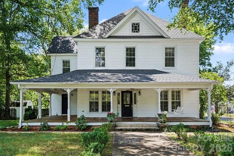 A home in Crescent Hills