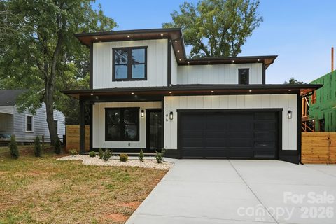 1106 Brookhurst Drive active home in Oakhurst, Charlotte, NC