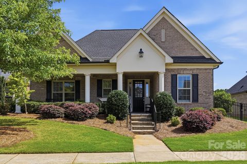 5012 Vita Way pending home in The Courtyards At Cramerton, Belmont, NC
