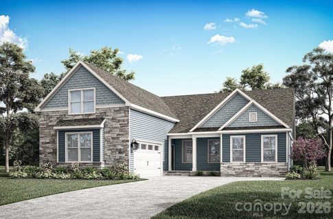 1302 Copper Leaf Drive pending home in Stoneridge Hills, Rock Hill, SC