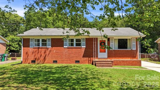 6805 Ellendale Drive sold home in Springfield, Charlotte, NC
