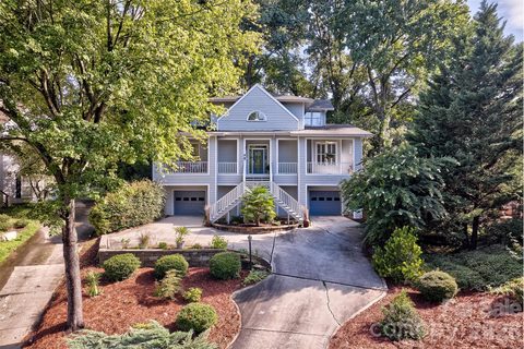 3 Mischief Street active home in River Hills, Lake Wylie, SC