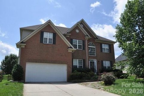 2127 Copperplate Road active home in Fountaingrove, Charlotte, NC