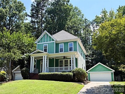 7416 Lochrein Ridge Drive active home in Birkdale, Huntersville, NC