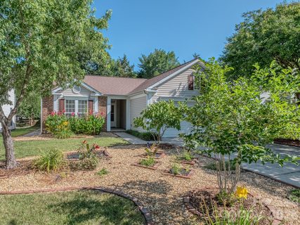 13050 Planters Row Drive sold home in Planters Walk, Charlotte, NC