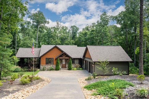 403 Thunder Mountain Road active home in Grand Highlands At Bearwallow, Hendersonville, NC