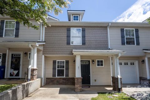 31 Amersham Lane active townhome in Townes At Connor Creek, Fletcher, NC