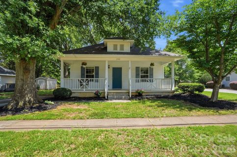 206 Sixth Street active home in Adams Bluff, Belmont, NC