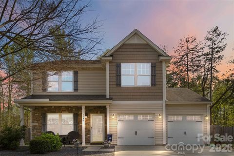 1248 Century Drive active home in Oaks At Clover, Clover, SC