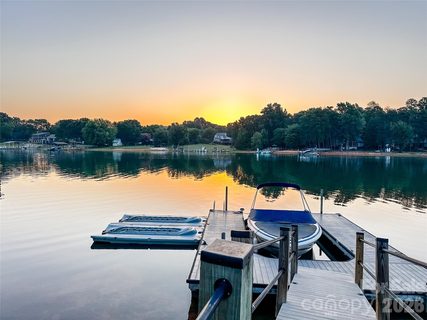 Norman Woods, Mooresville