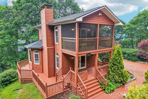 156 Simpson Lane active home in Laurel Heights, Maggie Valley, NC