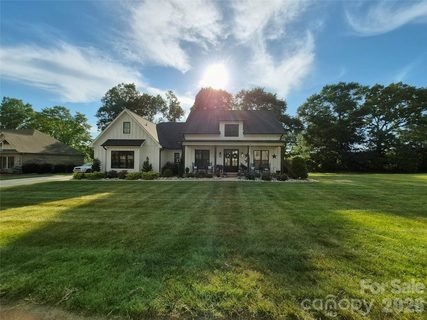 1877 Cline Farm Road pending home in Cline Farm, Lincolnton, NC