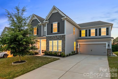 Homes in Cypress Point, Clover