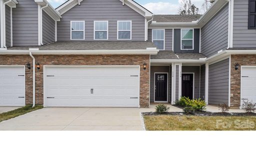 204 Driscoll Way active home in Pleasant Grove Townhomes, Weaverville, NC
