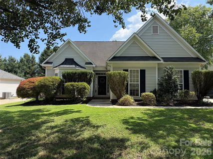 570 Surry Trace Circle pending home in Gable Oaks, Concord, NC