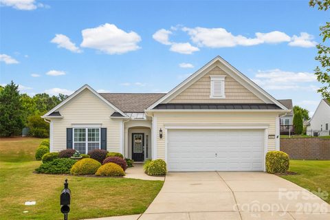 2027 Maned Goose Court active home in Sun City Carolina Lakes, Fort Mill, SC