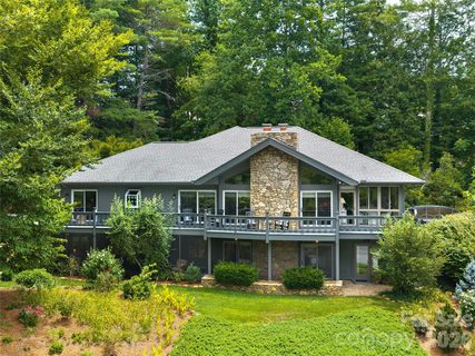 Homes in Cummings Cove, Hendersonville