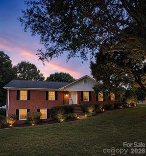 3101 Canterberry Drive