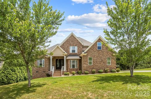 1776 White Water Court active home in Waterford Hills, Hickory, NC