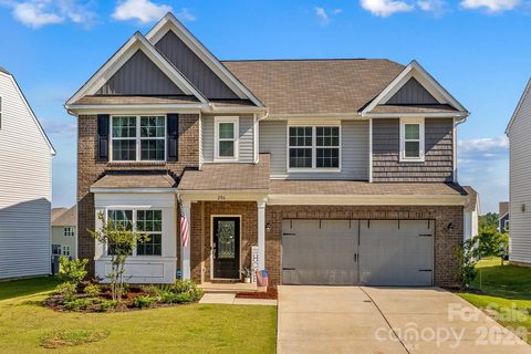 206 Abersham Drive active home in Gambill Forest, Mooresville, NC