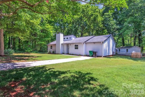 4506 Elm Field Court active home in Fairfield Park, Charlotte, NC