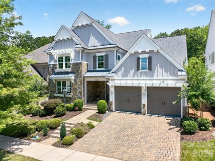 9815 Avenal Lane sold home in Providence Retreat, Charlotte, NC