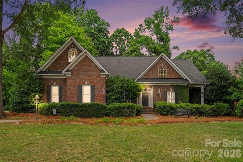 1484 Summit View Drive pending home in The Summit, Rock Hill, SC