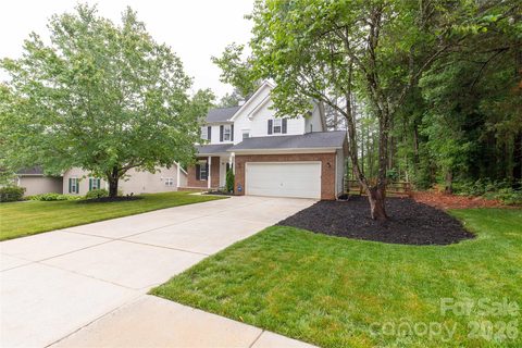12819 Matisse Lane active home in Bradfield Farms, Charlotte, NC