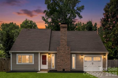 Homes in Hickory Ridge, Charlotte