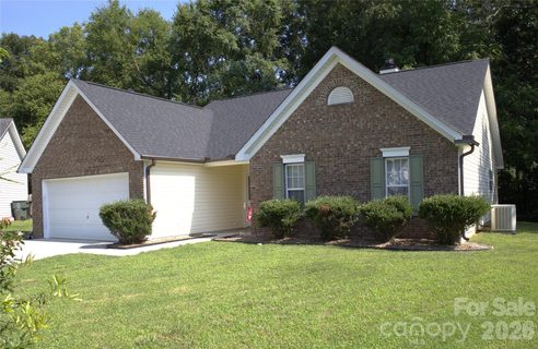 5827 Sw Mahogany Place active home in Boulder Creek, Concord, NC