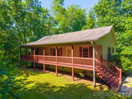 2916 Blanton Branch Road pending home in Cane Creek Ridge, Sylva, NC