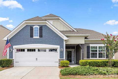 3214 Oliver Stanley Trail active home in Tree Tops, Lancaster, SC