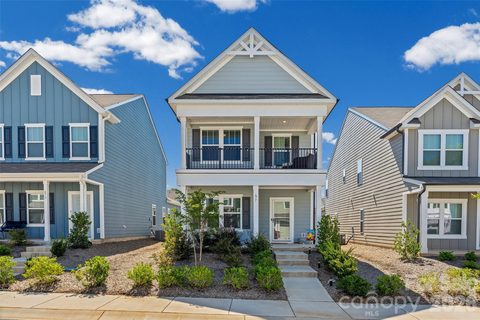 677 Candela Court active home in Wilkerson Place, York, SC