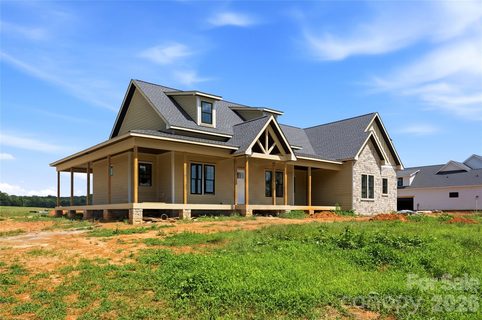 381 New Salem Road active home in Woodstone Acres, Statesville, NC
