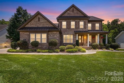 742 Pela Vista Court sold home in The Forest At Fort Mill, Fort Mill, SC