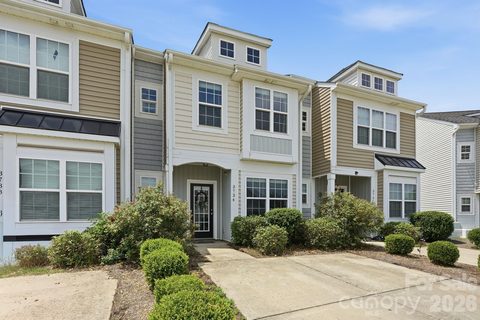 3734 Aldeburgh Road sold townhome in Settlers Landing, Concord, NC