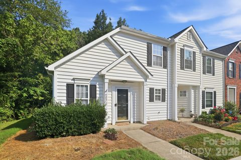 932 Heritage Parkway active townhome in Sheffield Pointe, Fort Mill, SC