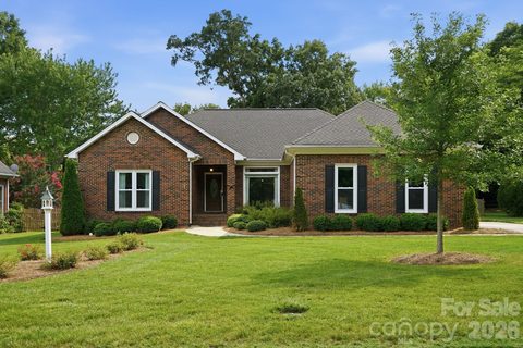 1423 Porch Swing Lane sold home in Stevens Mill, Matthews, NC