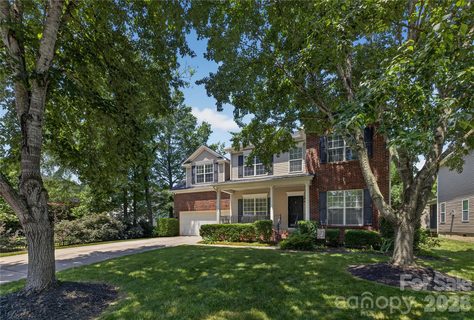 402 Abercairn Way active home in Hunter Oaks, Waxhaw, NC