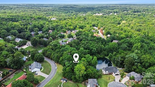 215 Spaniel Drive sold lot in Hunters Pointe, Concord, NC