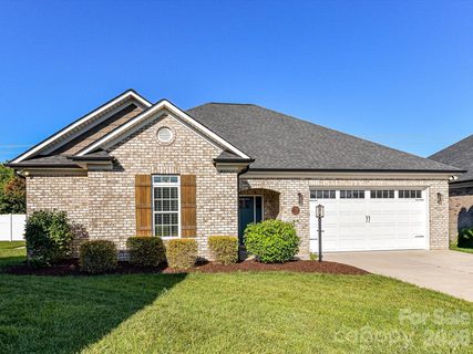 423 Ellicott Lane active home in The Meadows, Locust, NC