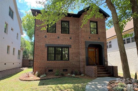 732 Ellsworth Road active home in Cotswold, Charlotte, NC