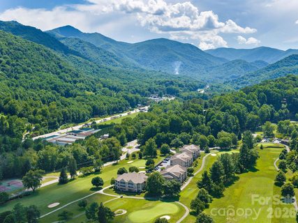 91 Glenview Lane sold home in The Mountain Condominium, Maggie Valley, NC