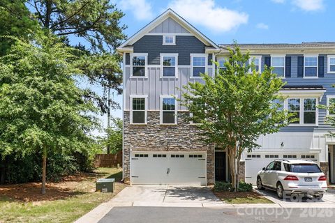15124 Holly Run Lane active home in Ardrey North, Charlotte, NC