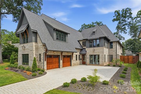 154 N Canterbury Road pending home in Cotswold, Charlotte, NC